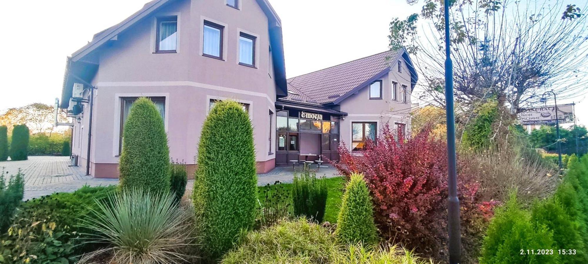 Pensjonat Emocja Leczna Exterior foto